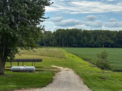 Tiny photo for 9243 W SR 26 Road, Rossville, IN 46065 (MLS # 202530809)