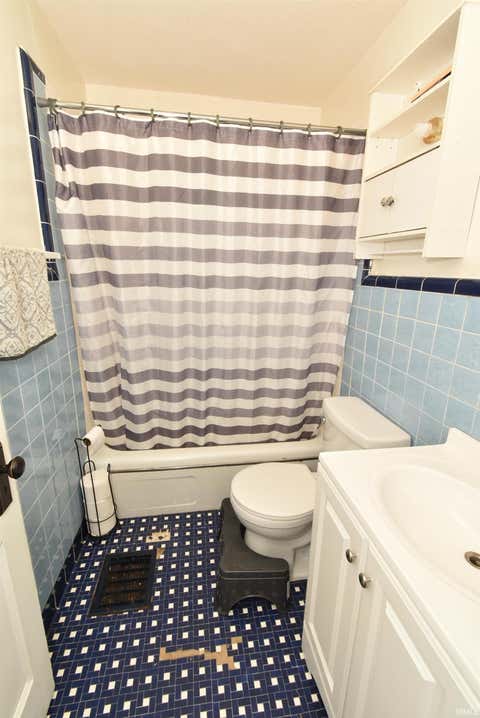Tiny photo for 2348 N 22nd Street, Lafayette, IN 47904 (MLS # 202632065)