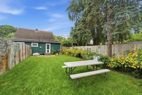 Tiny photo for 2212 N 19th Street, Lafayette, IN 47904 (MLS # 202632720)