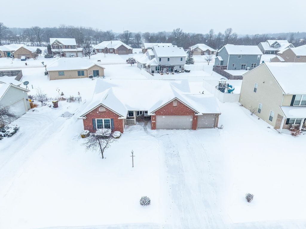 Photo of 5414 Salmon Run, Auburn, IN 46706 (MLS # 202603103)