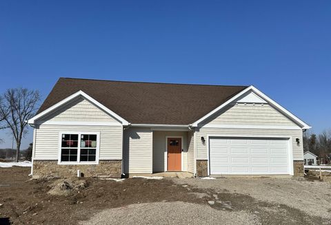 Photo of 6327 Hunter Wood Drive, Fort Wayne, IN 46835 (MLS # 202604553)