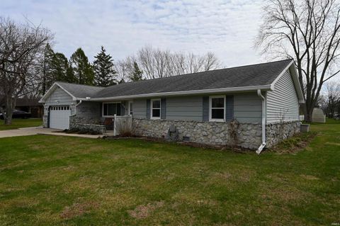 Tiny photo for 4411 WILLOW Drive, Kokomo, IN 46901 (MLS # 202609098)