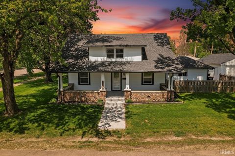 Tiny photo for 103 E Harrison Street, Delphi, IN 46923 (MLS # 202614886)