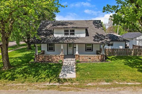 Photo of 103 E Harrison Street, Delphi, IN 46923 (MLS # 202614886)