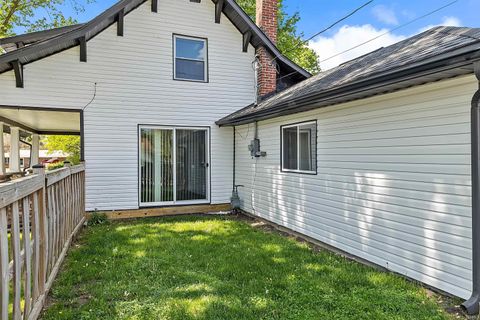 Tiny photo for 103 E Harrison Street, Delphi, IN 46923 (MLS # 202614886)