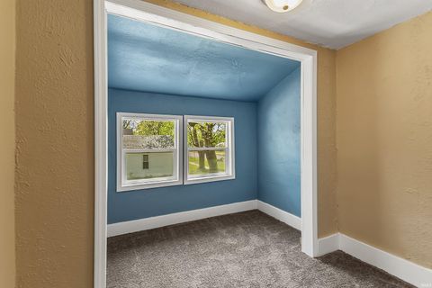 Tiny photo for 103 E Harrison Street, Delphi, IN 46923 (MLS # 202614886)