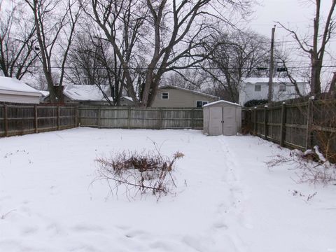 Tiny photo for 2716 WHITE OAK Avenue, Fort Wayne, IN 46805 (MLS # 202604034)