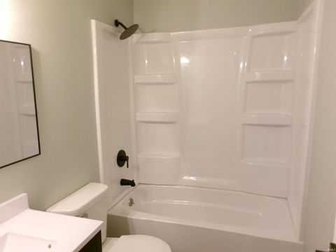 Tiny photo for 2716 WHITE OAK Avenue, Fort Wayne, IN 46805 (MLS # 202604034)