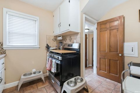 Tiny photo for 4715 S Wayne Avenue, Fort Wayne, IN 46807 (MLS # 202610516)