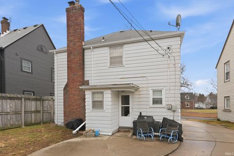 Tiny photo for 4715 S Wayne Avenue, Fort Wayne, IN 46807 (MLS # 202610516)
