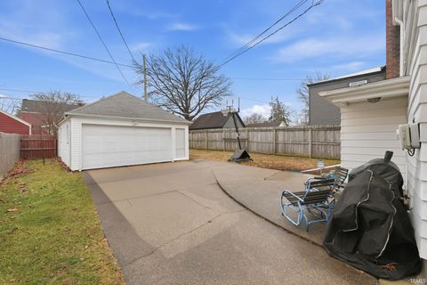 Tiny photo for 4715 S Wayne Avenue, Fort Wayne, IN 46807 (MLS # 202610516)