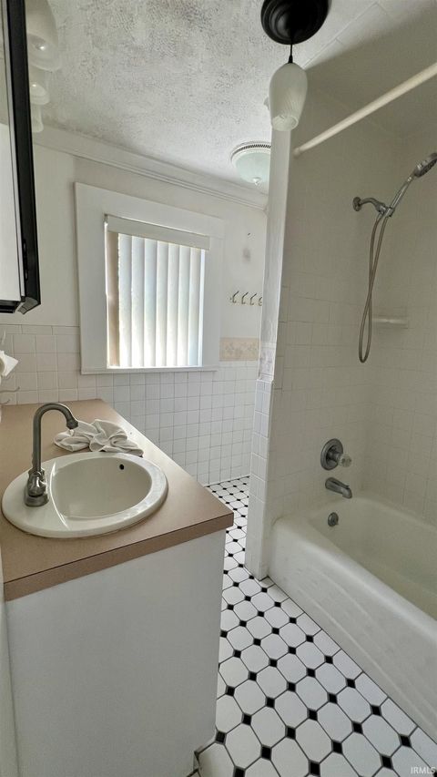 Tiny photo for 1739 W WALNUT Street, Kokomo, IN 46901 (MLS # 202537570)