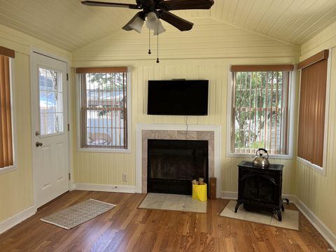 Tiny photo for 1739 W WALNUT Street, Kokomo, IN 46901 (MLS # 202537570)