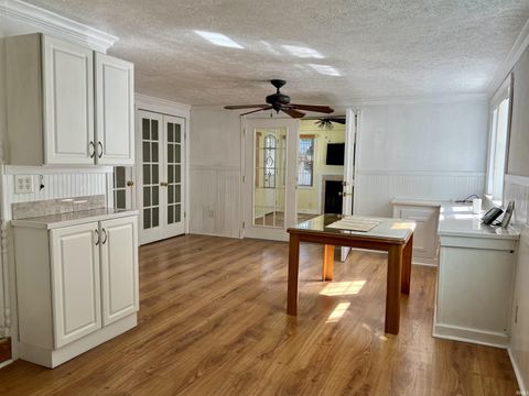 Tiny photo for 1739 W WALNUT Street, Kokomo, IN 46901 (MLS # 202537570)