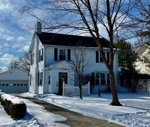 Photo of 1739 W WALNUT Street, Kokomo, IN 46901 (MLS # 202537570)