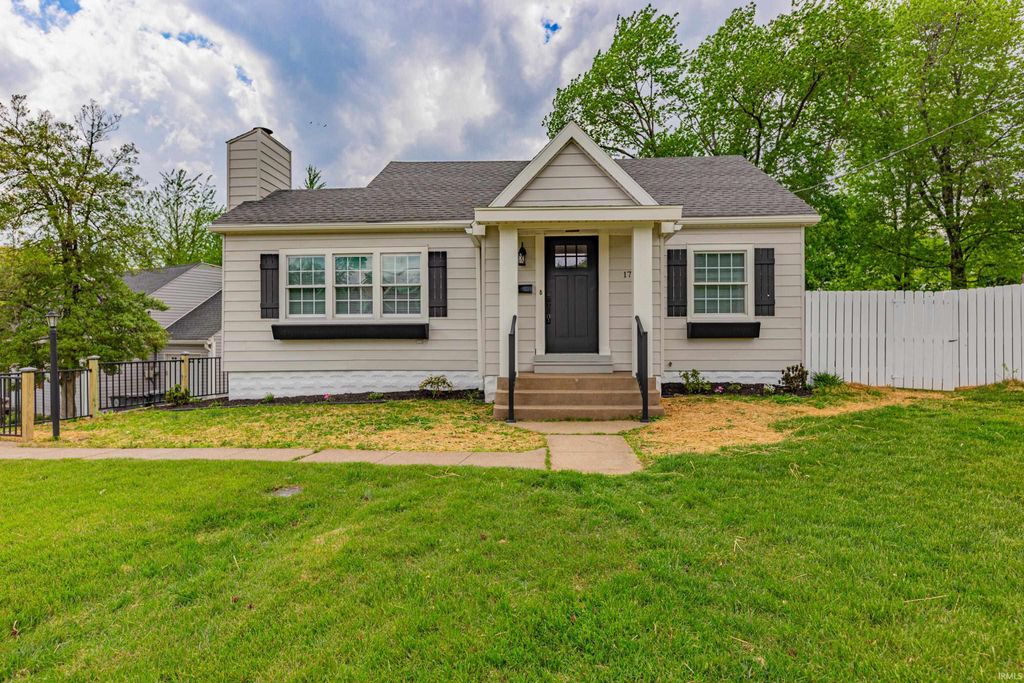 Photo of 1710 Russell Avenue, Evansville, IN 47720 (MLS # 202614208)