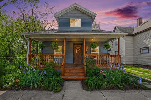 Tiny photo for 505 S Walnut Street, South Bend, IN 46619 (MLS # 202619430)