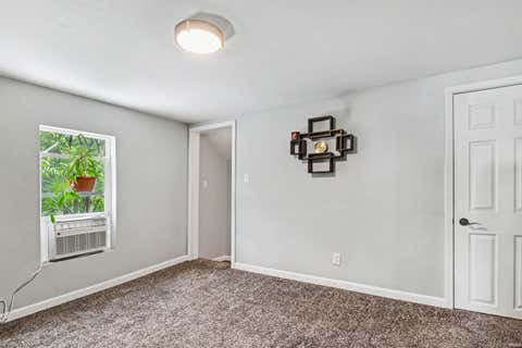 Tiny photo for 505 S Walnut Street, South Bend, IN 46619 (MLS # 202619430)