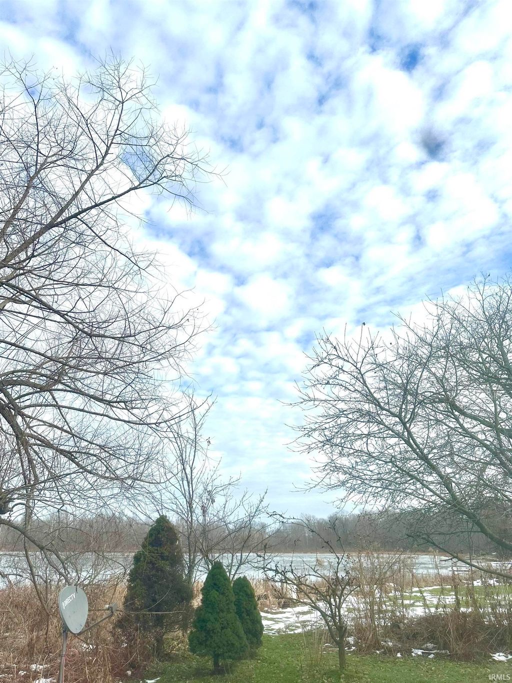 Photo of 1406 N 400 Road, Columbia City, IN 46725 (MLS # 202549648)