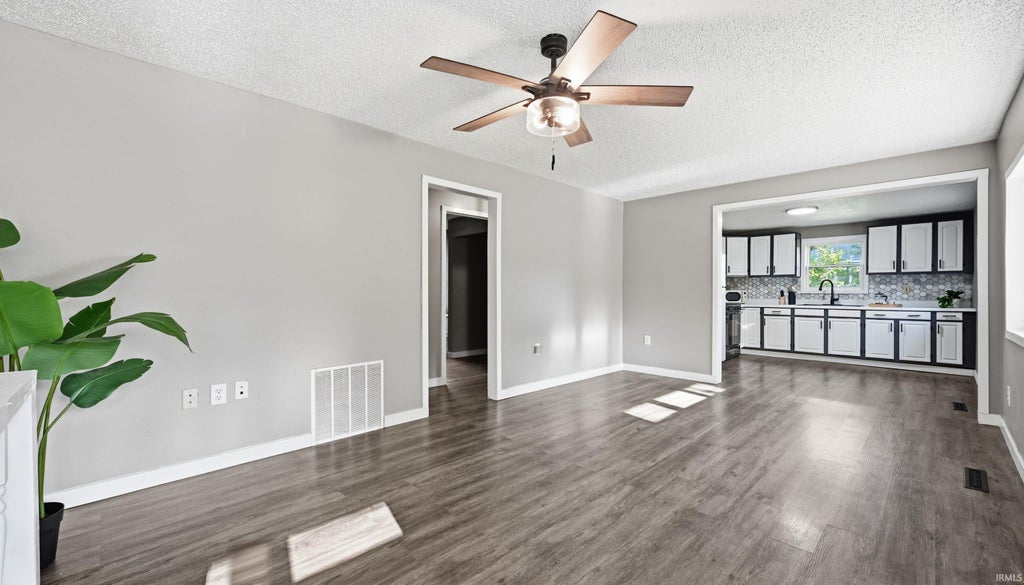 Photo of 427 N 20th Street, New Castle, IN 47362 (MLS # 202637166)
