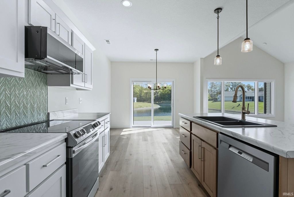 Photo of 15366 Brimwillow Drive, Huntertown, IN 46748 (MLS # 202539326)