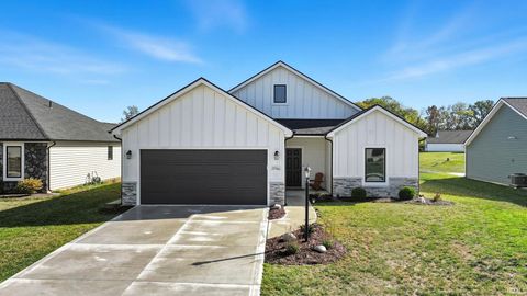 Photo of 15366 Brimwillow Drive, Huntertown, IN 46748 (MLS # 202539326)