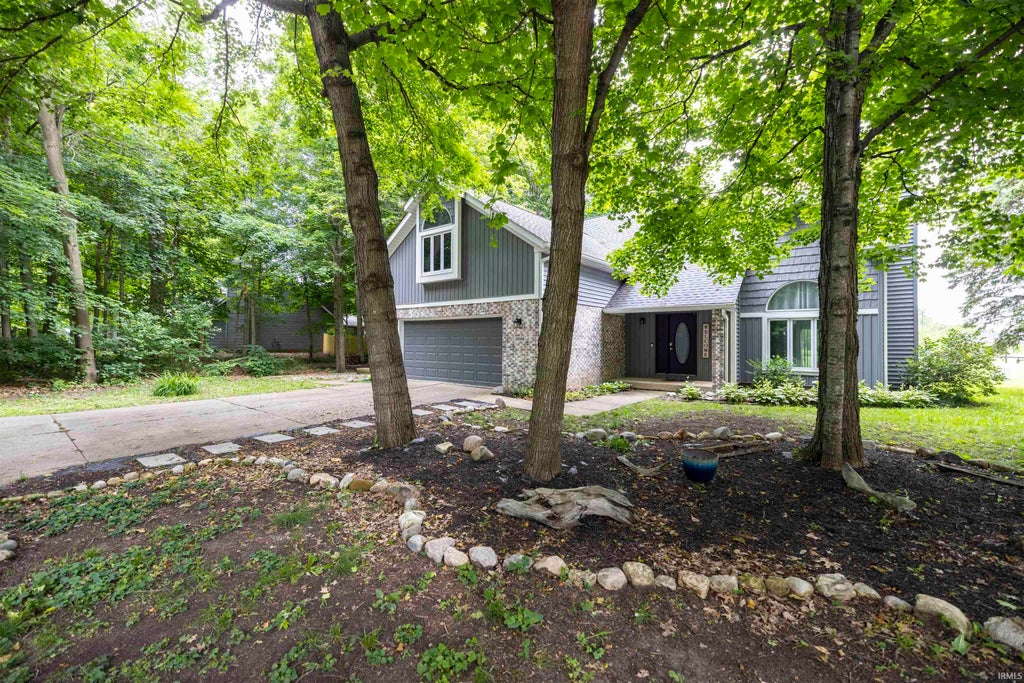 Photo of 2504 W Sun Valley Parkway, Muncie, IN 47303 (MLS # 202622318)
