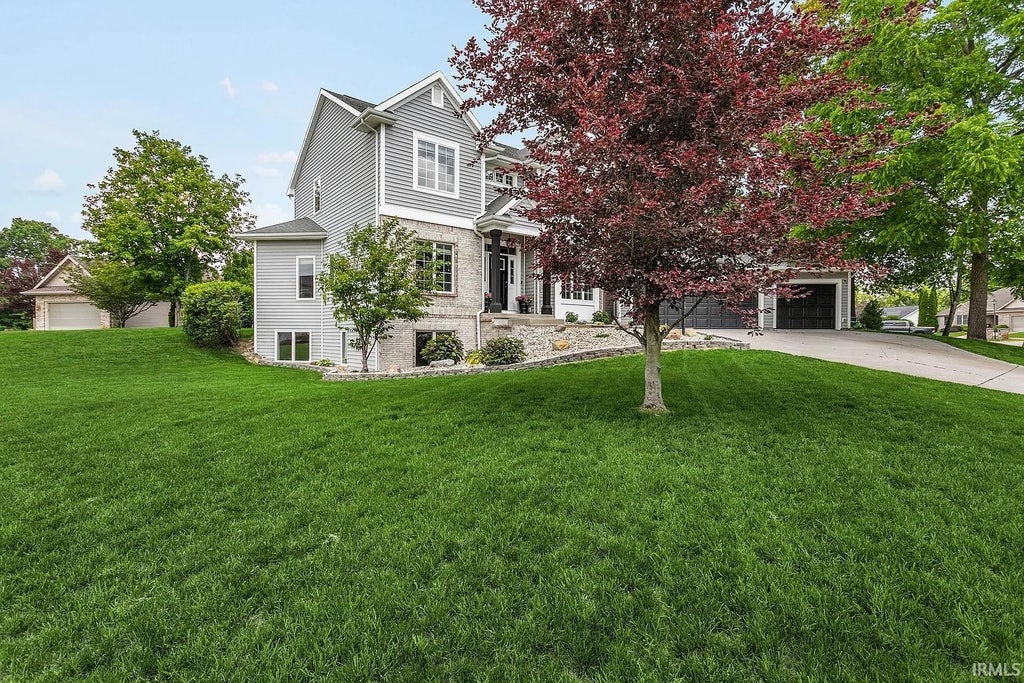 Photo of 54219 Stonebridge Drive, Elkhart, IN 46514 (MLS # 202640142)