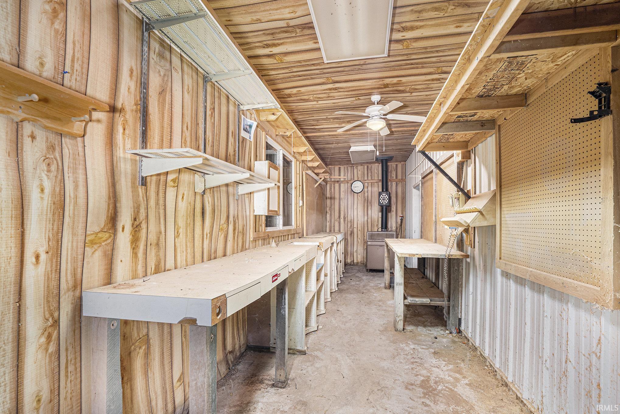 South Bend, Indiana 46614, United States, 3 Bedrooms Bedrooms, ,2 BathroomsBathrooms,Residential,Pending,249313