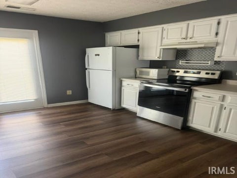 Tiny photo for 714 E Sherwood Hills Drive, Bloomington, IN 47401 (MLS # 202643643)
