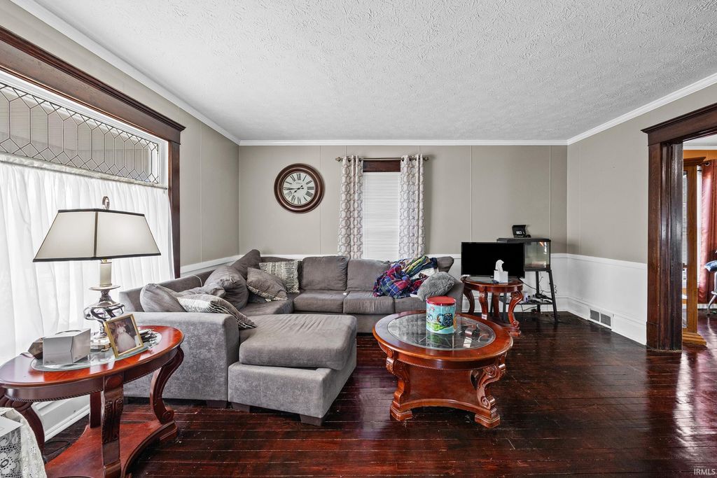 Photo of 316 E Jackson Street, Mulberry, IN 46058 (MLS # 202608225)