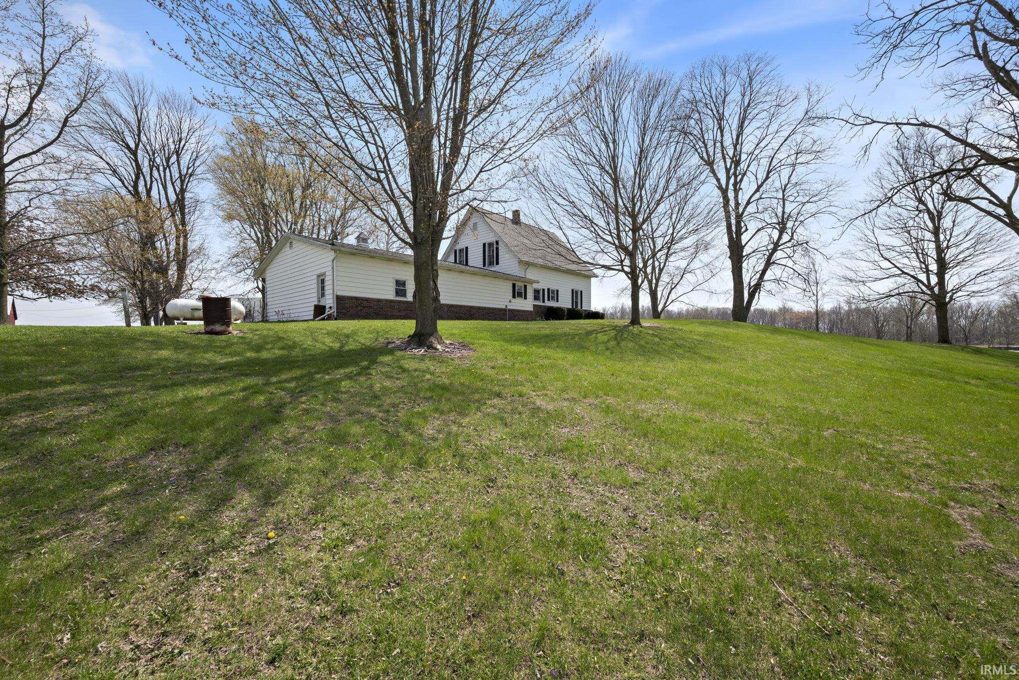 Rossville, Indiana 46065, United States, 3 Bedrooms Bedrooms, ,1 BathroomBathrooms,Residential,Pending,114119
