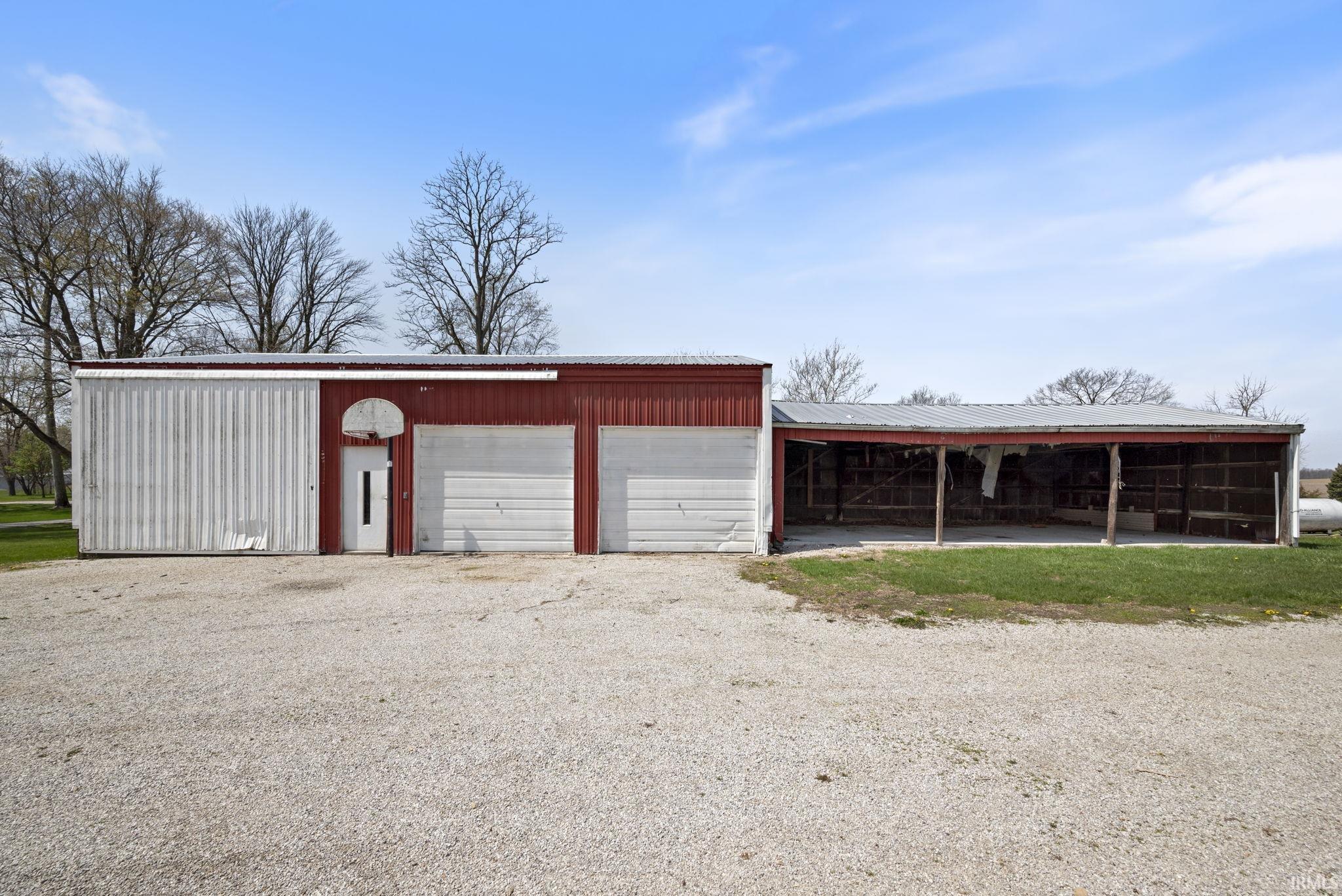 Rossville, Indiana 46065, United States, 3 Bedrooms Bedrooms, ,1 BathroomBathrooms,Residential,Pending,114119