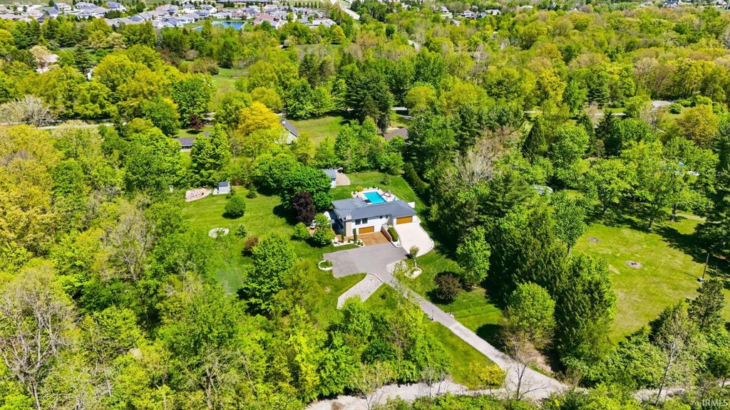 Photo of 3526 W Hamilton Road, Fort Wayne, IN 46814 (MLS # 202618110)