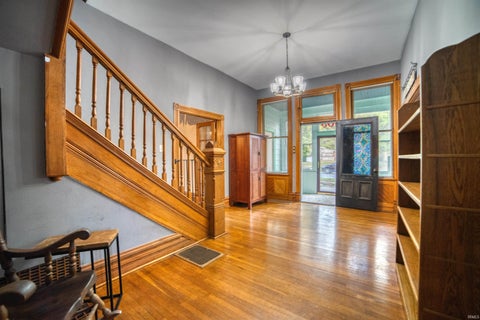 Tiny photo for 805 Main Street, Mount Vernon, IN 47620 (MLS # 202644873)