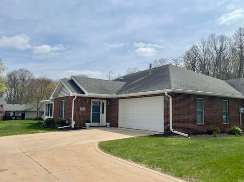 Photo of 840 Wanut Ridge W, Logansport, IN 46947 (MLS # 202612753)