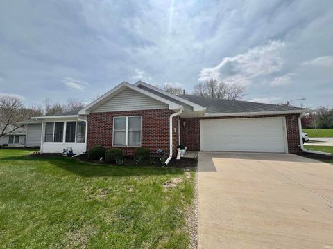 Tiny photo for 840 Wanut Ridge W, Logansport, IN 46947 (MLS # 202612753)