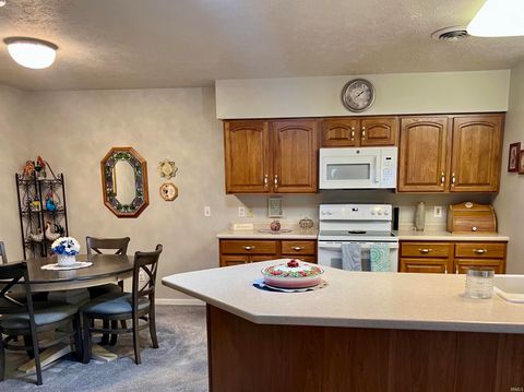 Tiny photo for 840 Wanut Ridge W, Logansport, IN 46947 (MLS # 202612753)