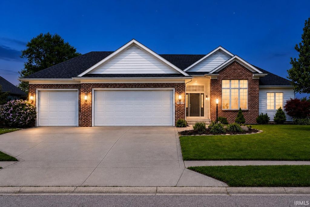 Photo of 1921 Linville Pass, Fort Wayne, IN 46845 (MLS # 202617437)