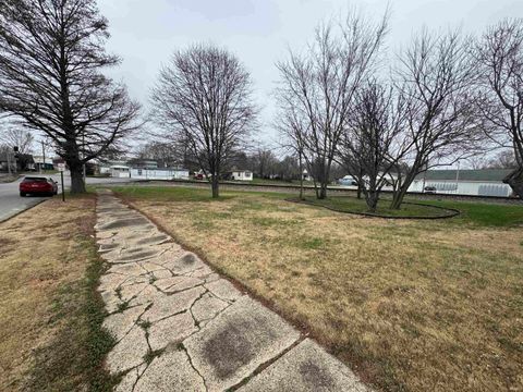 Photo of 320 E Harrison Street, Oakland City, IN 47660 (MLS # 202607704)