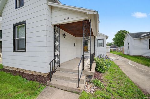 Tiny photo for 2329 N 19th Street, Lafayette, IN 47904 (MLS # 202615747)
