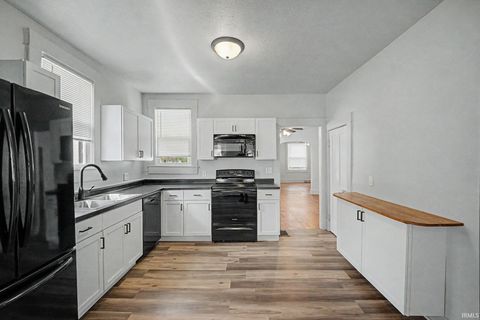 Tiny photo for 2329 N 19th Street, Lafayette, IN 47904 (MLS # 202615747)
