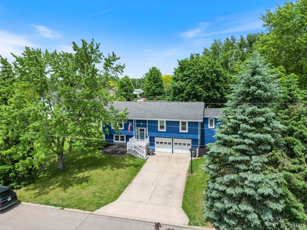 Photo of 608 Lake John Circle, Winona Lake, IN 46590 (MLS # 202619941)