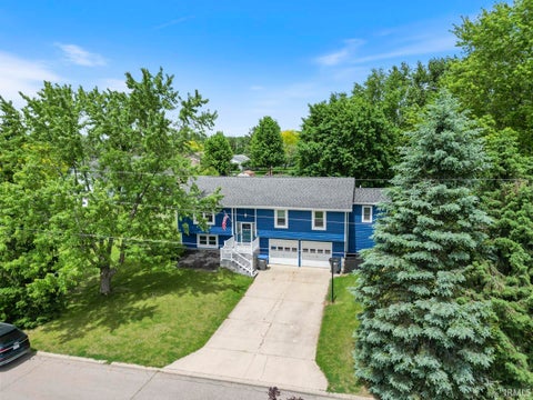 Tiny photo for 608 Lake John Circle, Winona Lake, IN 46590 (MLS # 202619941)