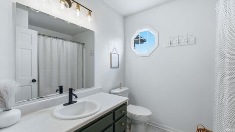 Tiny photo for 3328 Cilantro Cove, Fort Wayne, IN 46818 (MLS # 202614392)