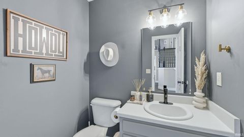 Tiny photo for 3328 Cilantro Cove, Fort Wayne, IN 46818 (MLS # 202614392)