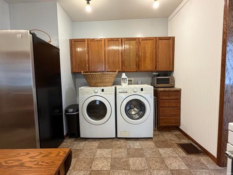 Tiny photo for 485 W Main Street, Peru, IN 46970 (MLS # 202609331)