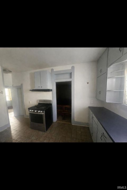 Tiny photo for 735 S Market Street, Kokomo, IN 46901 (MLS # 202603207)