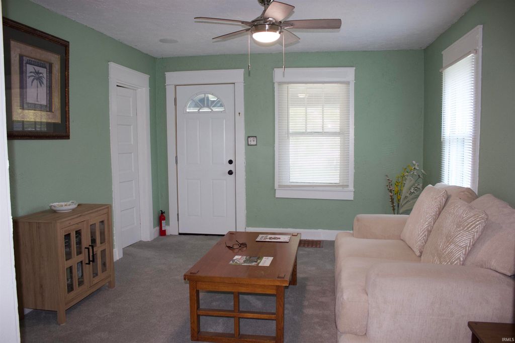 Photo of 919 W Kirkwood Avenue, Bloomington, IN 47404 (MLS # 202616487)