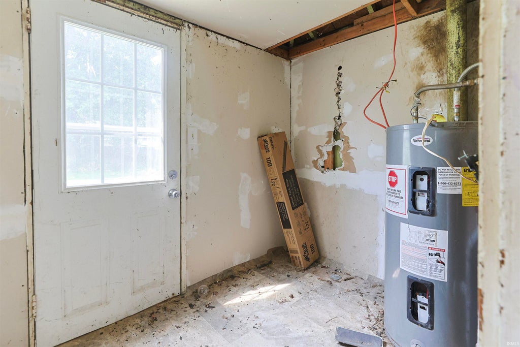 Photo of 111 N Grand Street, Lakeville, IN 46536 (MLS # 202636816)